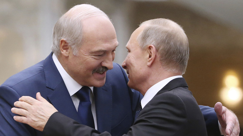 Глава ЕК призвала Путина повлиять на Лукашенко в вопросе с мигрантами