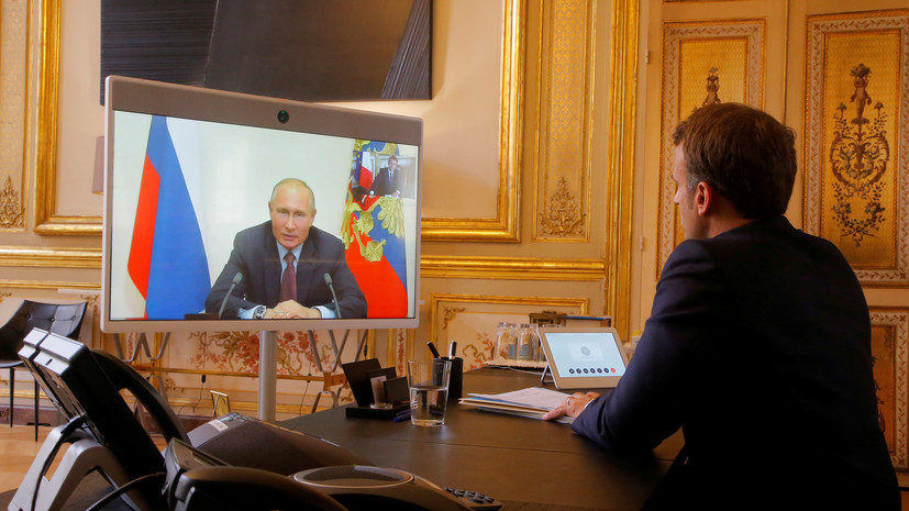 Путин и Макрон обсудили ситуацию на границе Белоруссии и стран ЕС