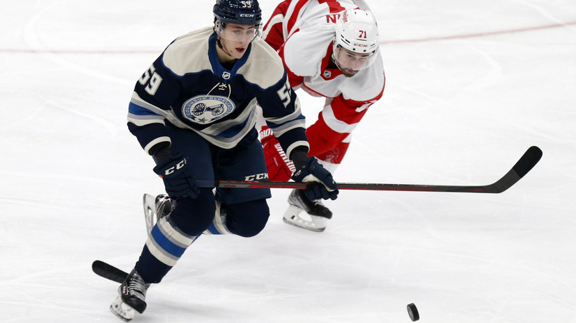 Дебютная шайба Чинахова в НХЛ помогла «Коламбусу» обыграть «Детройт»