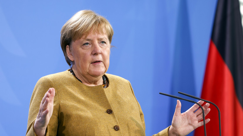 Меркель заявила, что всегда выступала за диалог между НАТО и Россией