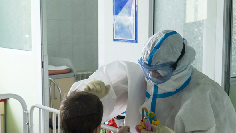 В России более 30 тысяч детей проходят лечение от коронавируса