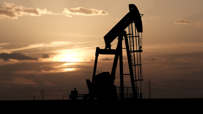 Цена нефти Brent опустилась ниже $73 за баррель
