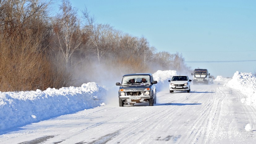 Автоэксперт Зиманов напомнил правила безопасного вождения зимой