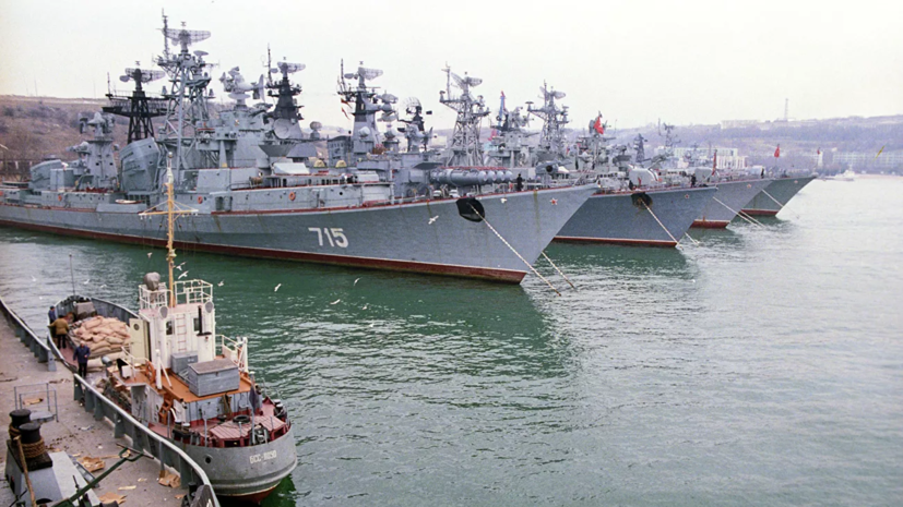 Черноморский флот принял меры в связи со штормовым ветром в Крыму