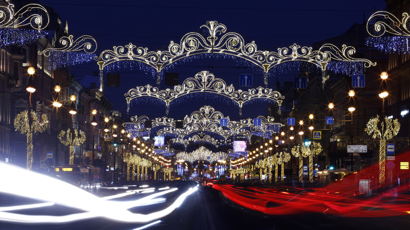 Невский проспект к Новому году украсят в императорском стиле