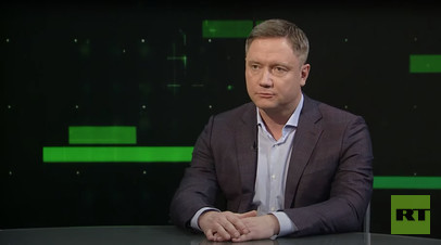 Ставим камеру, и ты долбишь по Путину, по России: бизнесмен рассказал о принуждении в Британии разоблачать русских