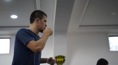 Источник: в Шереметьево полиция задержала брата Нурмагомедова