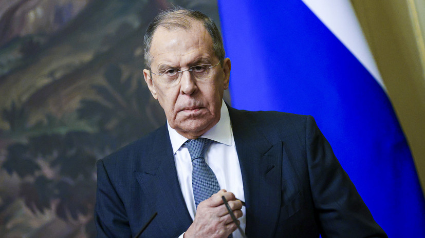 Лавров заявил о попытках НАТО превратить Украину в «анти-Россию»