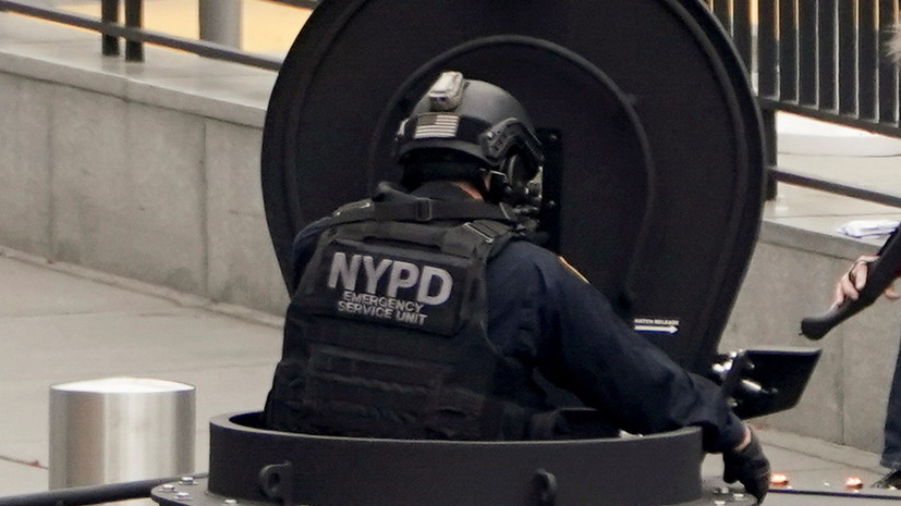 Вооружённого мужчину у штаб-квартиры ООН в Нью-Йорке задержали