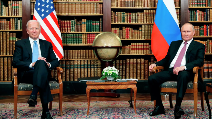 «Коммерсантъ»: разговор Путина и Байдена может состояться 7 декабря