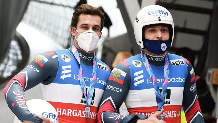 Богданов и Прохоров завоевали золото на этапе КМ в Сочи по санному спорту
