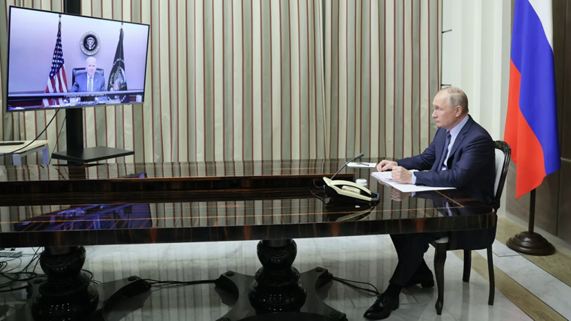 Захарова заявила о начале проработки поручений по итогам встречи Путина и Байдена