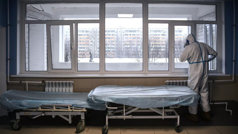 Мишустин поручил выделить помогающим в борьбе с коронавирусом больницам до 10 млрд рублей