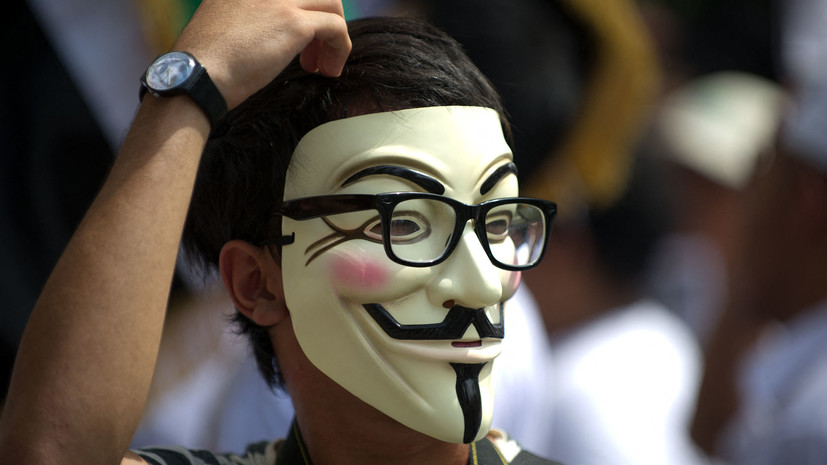 «Распространять среди оппозиционных каналов»: Anonymous раскрыла планы Британии по компрометации российских военных