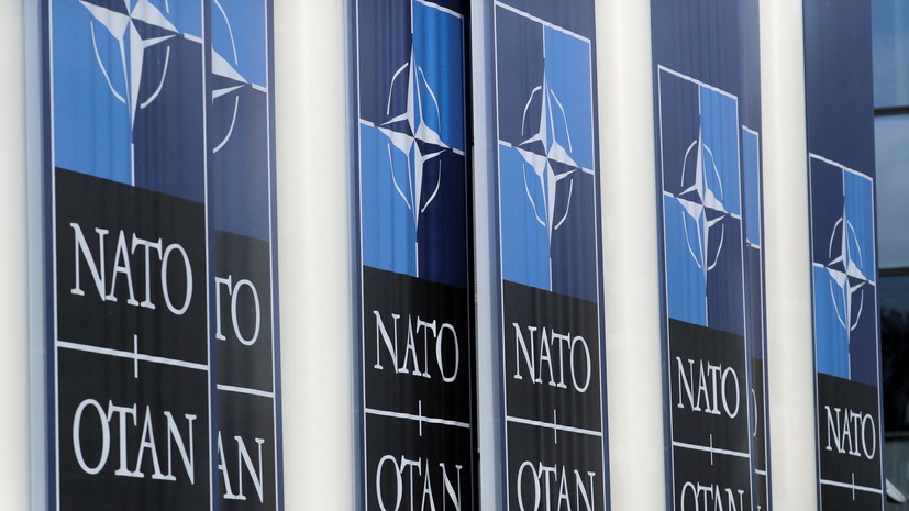 Захарова заявила о поддержке НАТО «крестового похода» Киева против своего населения
