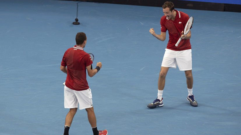 Медведев и Сафиуллин в парном матче принесли России победу над Францией на ATP Cup