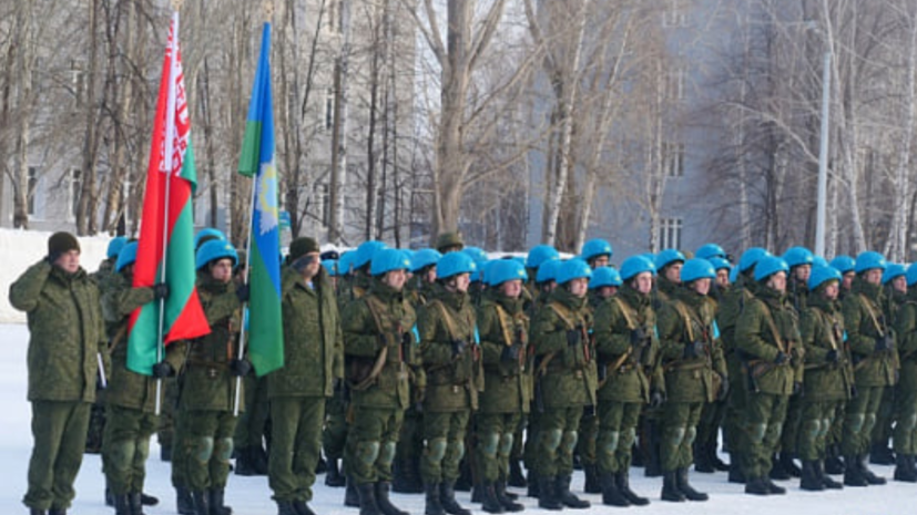 Белоруссия направила в Казахстан миротворческую роту ВДВ