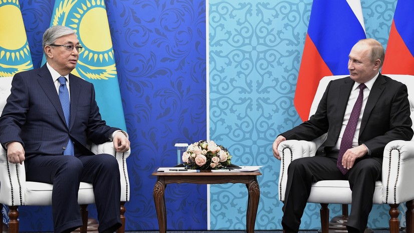 Токаев поблагодарил Путина за оперативный отклик на обращение по поводу миротворцев