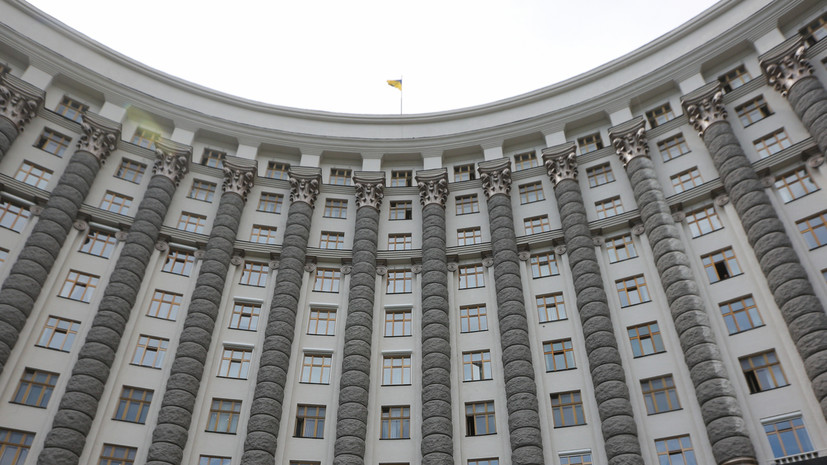 Кабмин Украины ввёл госрегулирование цен на ряд продуктов
