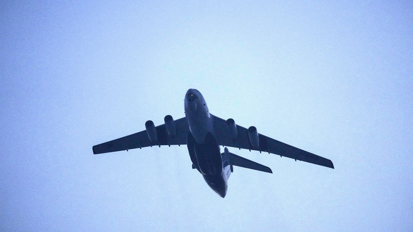 Самолёт ВКС России с 146 российскими гражданами вылетел из Алма-Аты в Москву