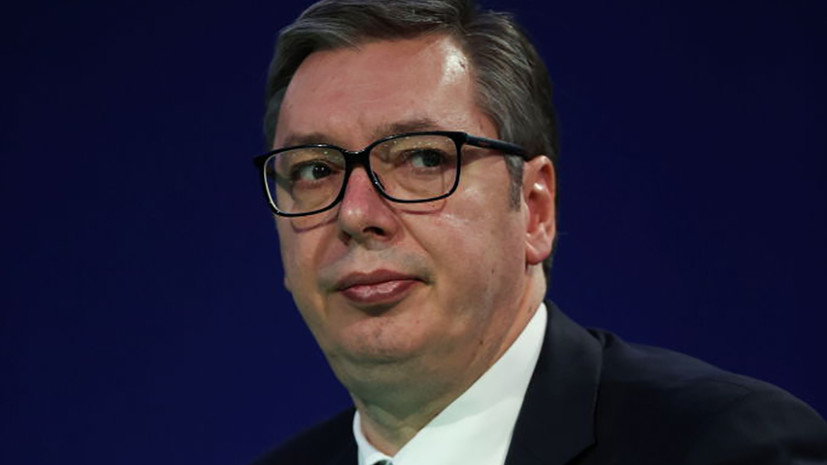 Serbian President Vucic announced control over the country's external debt