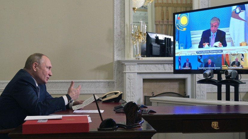 Путин и Токаев обсудили вывод миротворцев ОДКБ из Казахстана