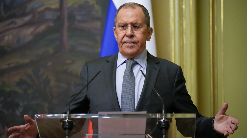 Лавров назвал неприемлемыми требования США об отводе российских войск на территории России