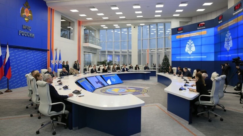 Чуприян провёл встречу с журналистами по случаю Дня российской печати