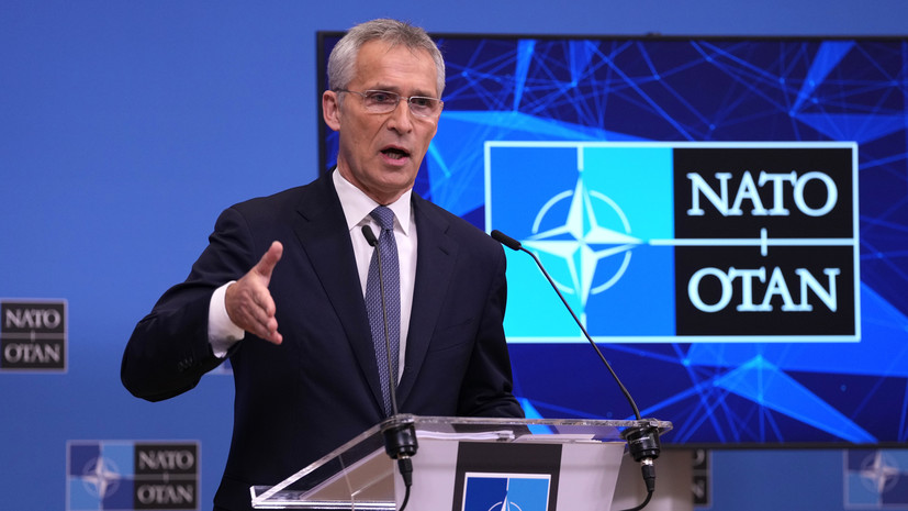 Столтенберг заявил, что на фоне «подъёма России и Китая» НАТО приходится 