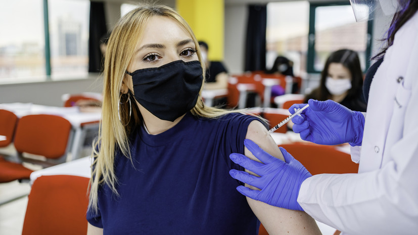 В Краснодарском крае началась вакцинация подростков от коронавируса