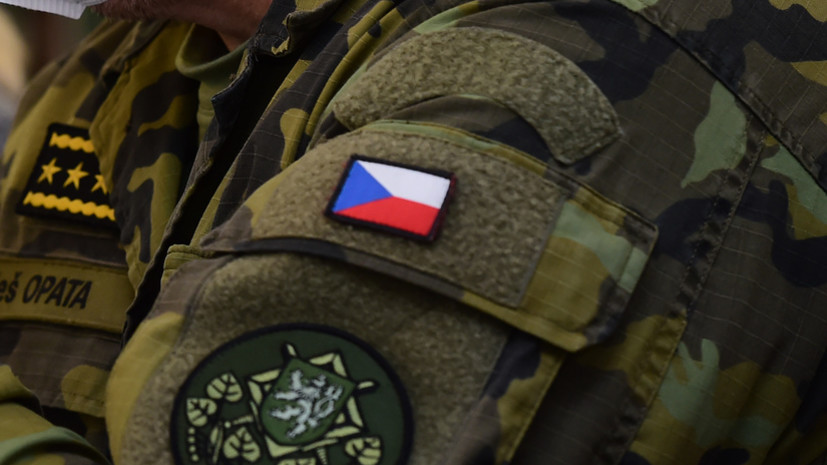 Чехия направит на Украину 4 тысячи артиллерийских снарядов