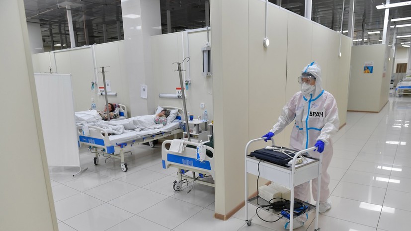 За сутки в России госпитализированы 10 372 человека с COVID-19