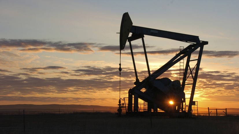 Цена нефти марки WTI превысила $110 за баррель впервые с сентября 2013 года