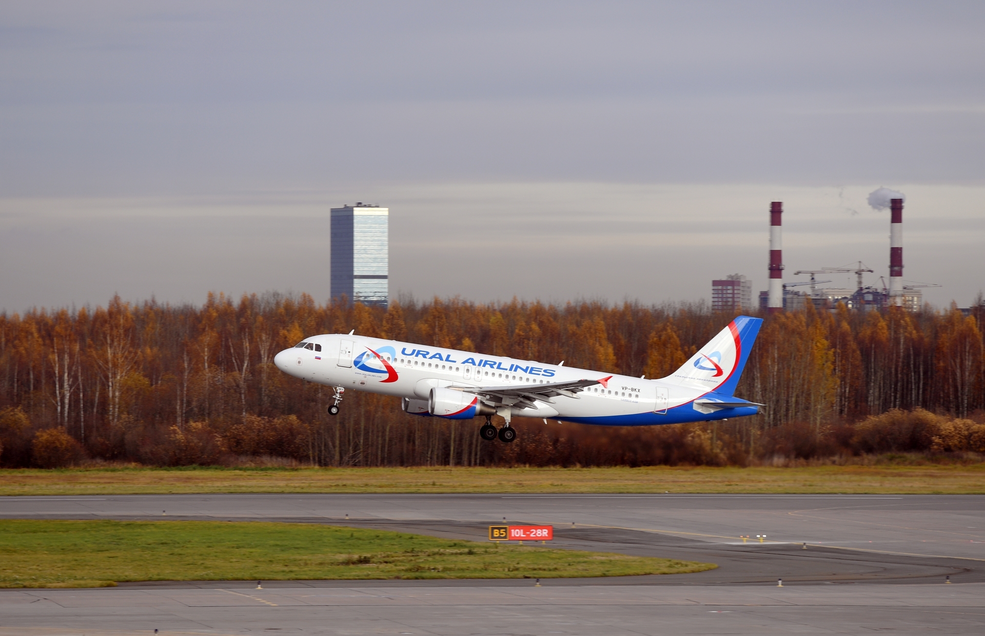 Парк самолетов россия. Самолеты России. Самолеты авиакомпании. Авиа сектор России. Воздушный парк авиакомпании Россия.