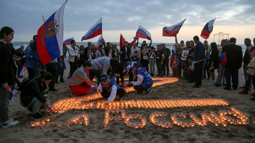 На пляжах и набережных Ливана прошли акции в поддержку России