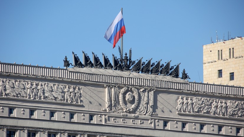 «Поражено два пункта управления войск»: в МО РФ заявили об ударах высокоточным оружием по 12 военным объектам Украины