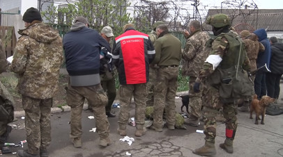 В ходе операции по освобождению города Мариуполя: МО РФ сообщило о новых сдавшихся в плен украинских морпехах