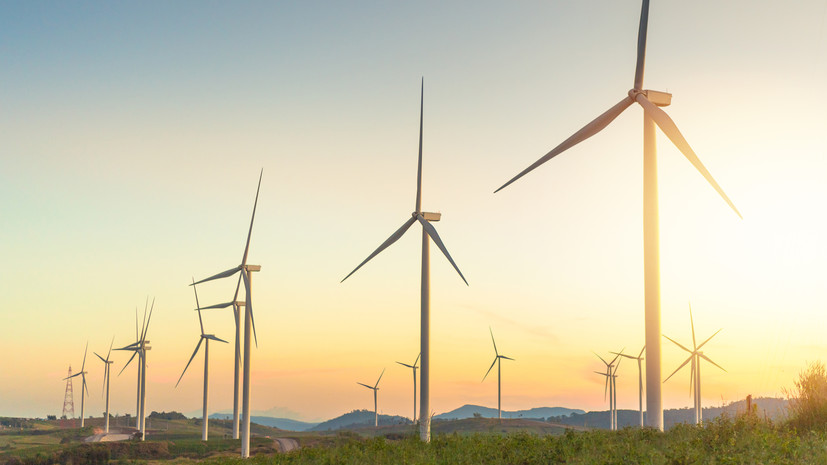 ЕК предложит в мае план по ускорению выдачи разрешений для ветровых энергоустановок