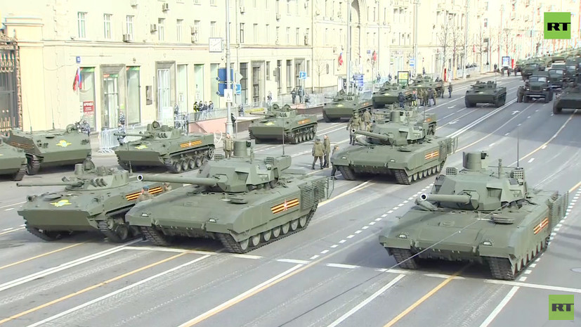 Сбор техники перед парадом Победы в Москве — РТ на русском
