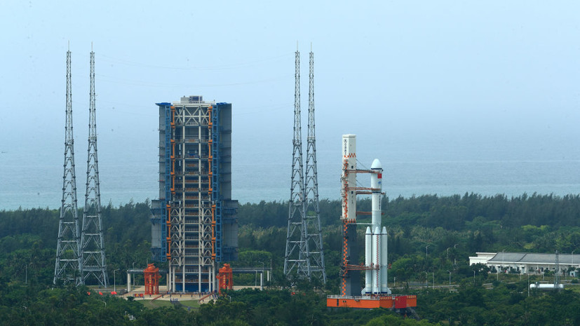 Китай запустил грузовой космический корабль к своей орбитальной станции