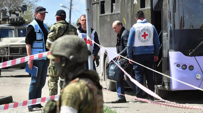 Сотрудница Азовстали рассказала о разговорах про генерала из числа наёмников на заводе