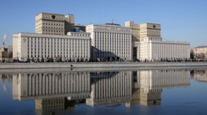 МО России: украинские военные разместили тяжёлое вооружение в школах
