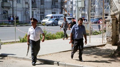В  результате нападения бандитов в Таджикистане погиб офицер и ранены 13 солдат