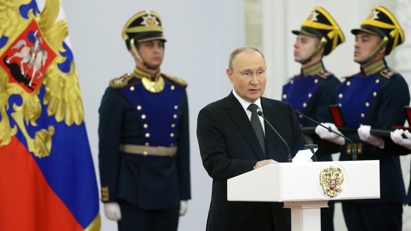 «Глубокие чувства патриотизма остаются священными»: Путин заявил о важности сплочённости и единения россиян