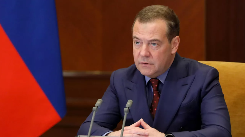 Медведев: в Европе не осталось политиков уровня Маргарет Тэтчер или Жака Ширака