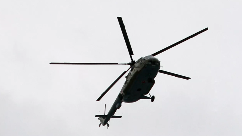 Вертолёт Ми-8 совершил аварийную посадку в Алданском районе Якутии