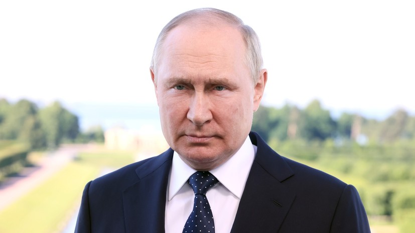 Путин не согласился с мнениями о необходимости отмены международного права