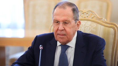 Лавров отметил готовность Москвы помогать Еревану и Баку заключить мирный договор