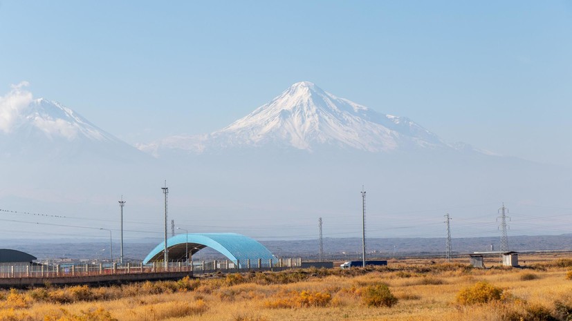 Турция и Армения откроют сухопутную границу для проезда граждан третьих стран