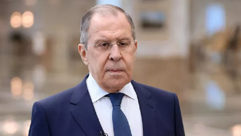 Лавров: решение о высылке российских дипломатов из Софии связано с давлением США